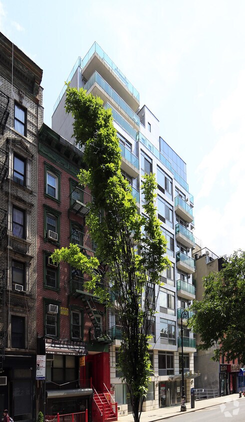 Building Photo - 53 Hester St