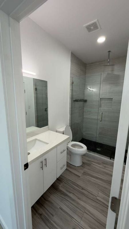 Foto del edificio - 702 W Seminole Ave
