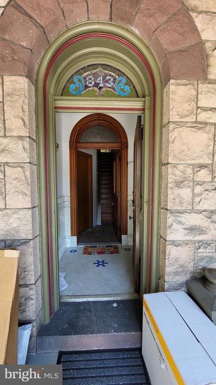 Building Photo - 843 N 3rd St