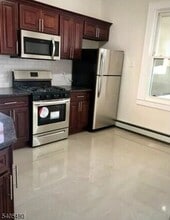 Building Photo - 245 22nd St