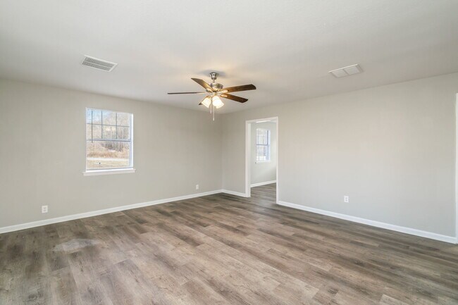 Foto del edificio - 238 Midtown Ln