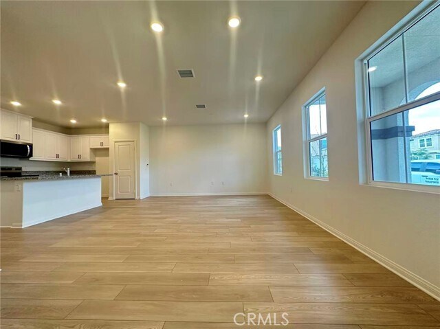 Foto del edificio - 8536 Midway Ln