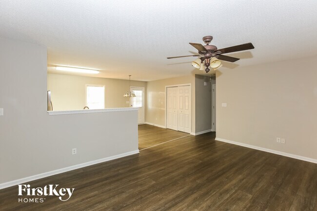 Foto del edificio - 268 Southaven Ct