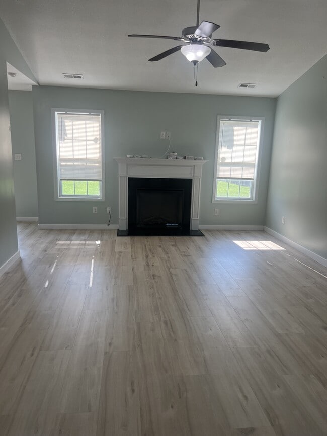Building Photo - 141 Prelude Dr