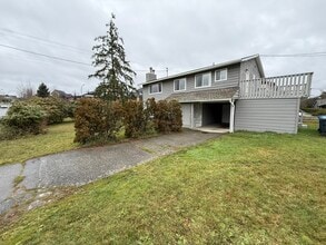 Building Photo - 202 Derby Pl