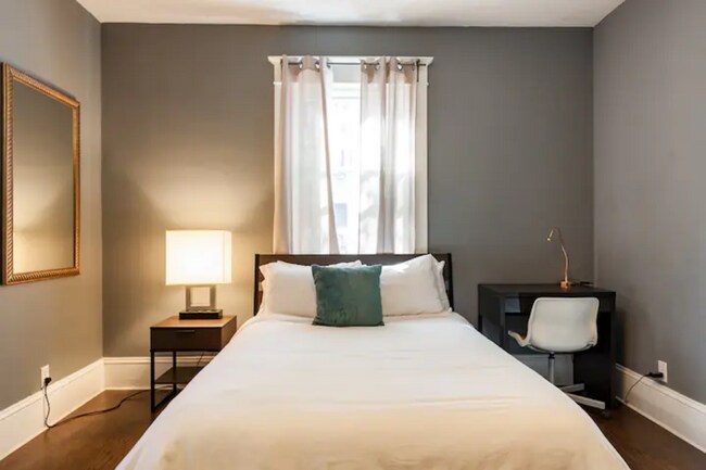 Foto del edificio - 1122 Snyder St NW