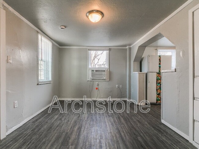 Photo - 1233 N Grand Blvd Apartment