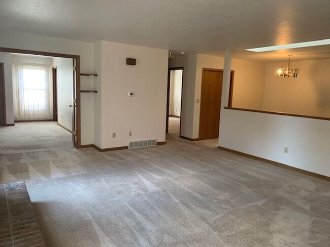 Foto del edificio - 1025 49th Ave Ct