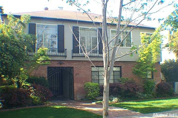Primary Photo - 408 W Walnut St