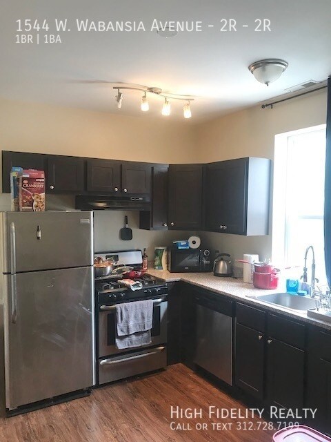 Foto del edificio - 1544 W Wabansia Ave