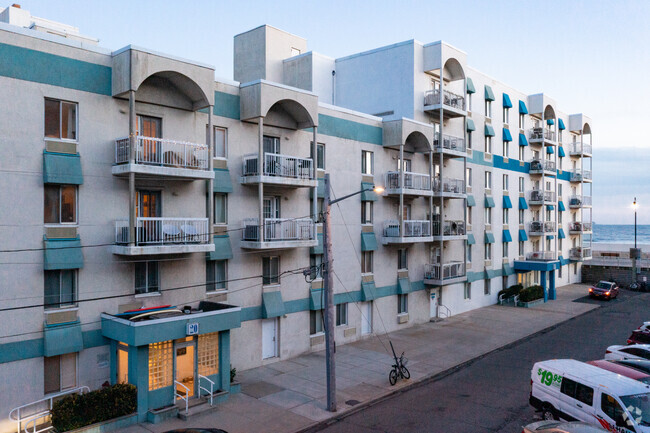 Building Photo - Casablanca by the Sea