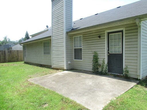 Building Photo - 2824 Cedar Trace Dr