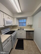 Building Photo - 2107 N Scott St