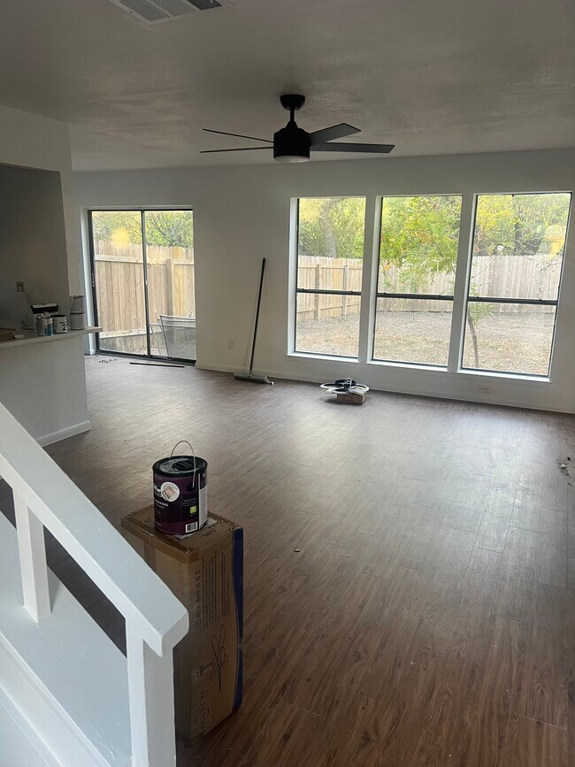 9010 Sedgemoor Trl, Austin, TX 78748 Townhome Rentals in Austin TX