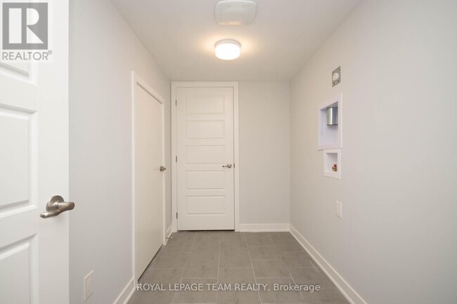 Building Photo - 142 Anthracite Private