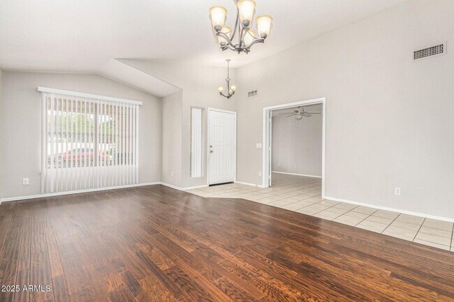 Foto del edificio - 19616 N 66th Ln