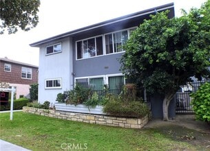 Building Photo - 700 E Carson St