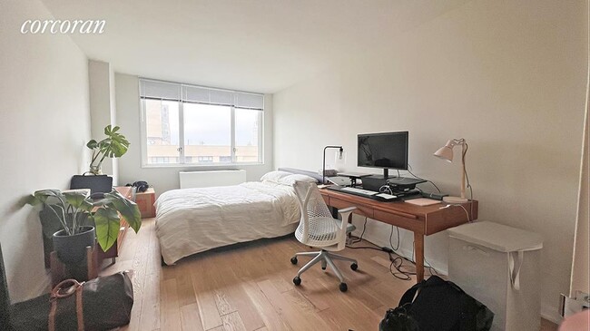Foto del edificio - 401 E 80th St
