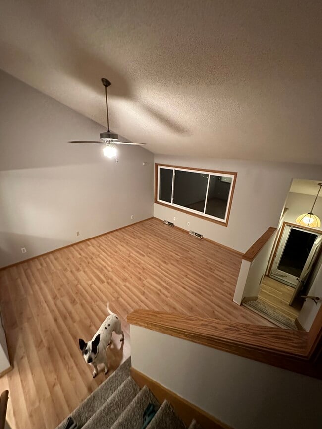 Building Photo - 609 Pheasant Ct