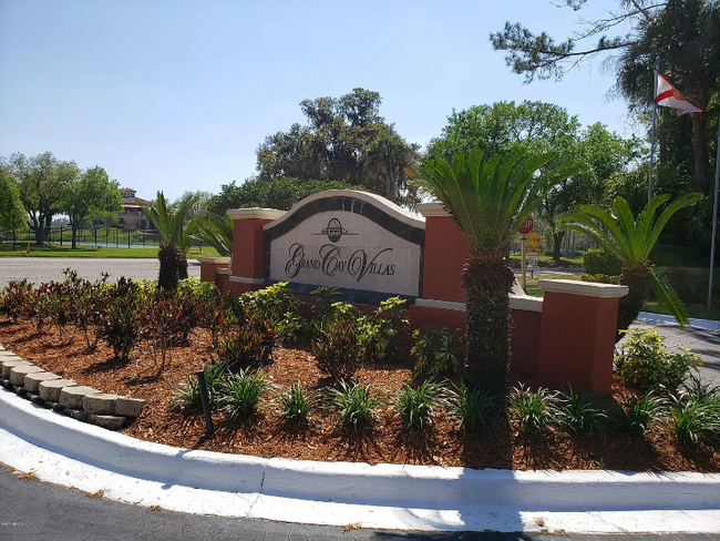 Building Photo - 211 Colima Ct