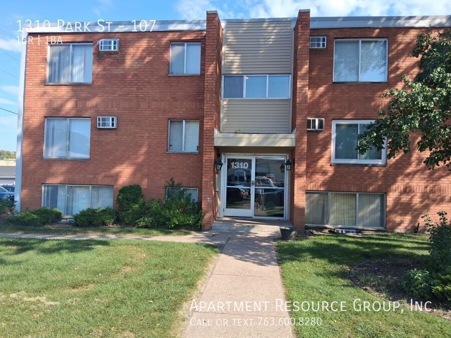 Foto principal - 1310 N Park St