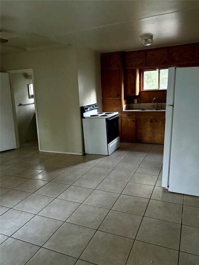 Foto del edificio - 5958 Skylane Dr