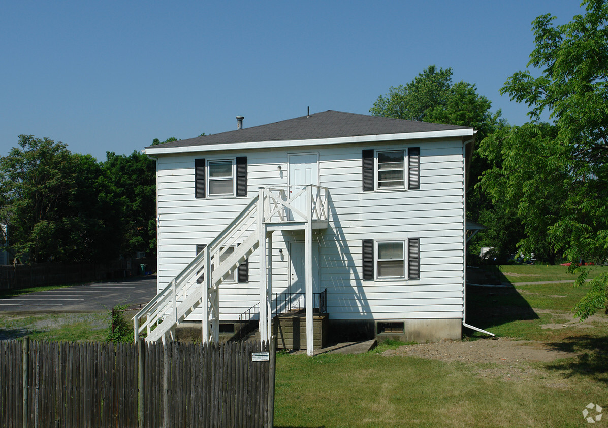Building Photo - 68 Brunswick Rd