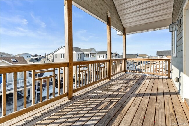 Building Photo - 62 Delaware Ave