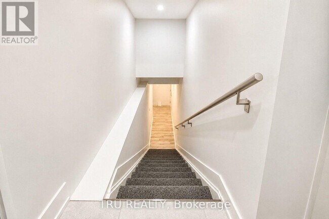 Photo du bâtiment - 120 Glynn Ave