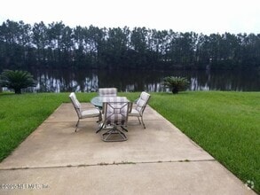 Building Photo - 12895 Bentwater Dr