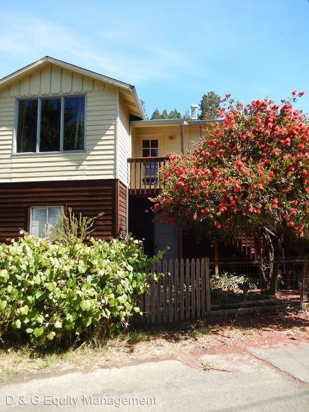 Primary Photo - 2 br, 1 bath House - 19101 D Street