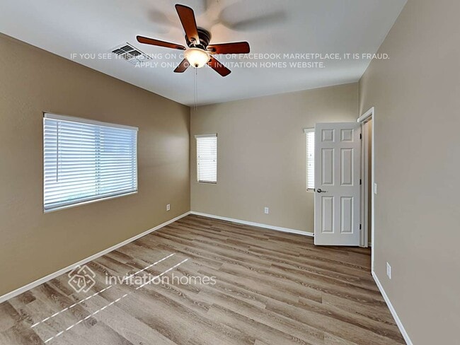 Foto del edificio - 4648 E Laurel Ave