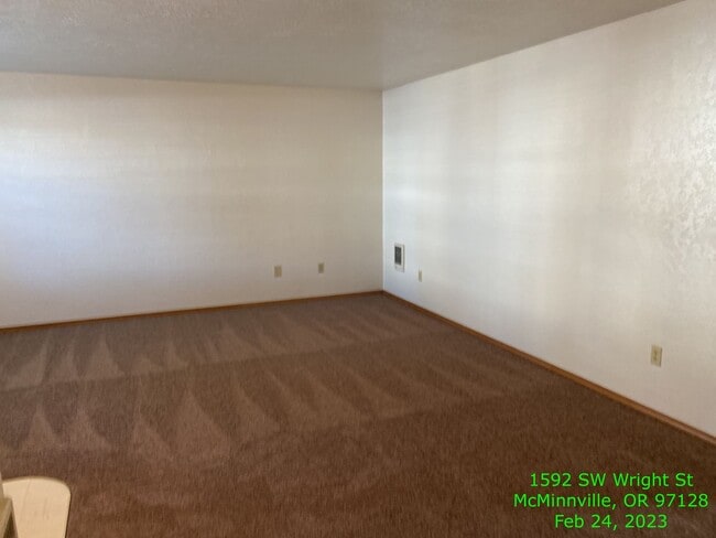 Foto del edificio - 1592 SW Wright St