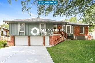 Building Photo - 409 NW Meadowview Dr