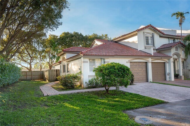 Foto del edificio - 5000 NW 116th Ct