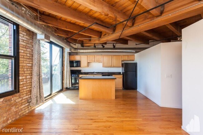Foto del edificio - 2151 N California Ave