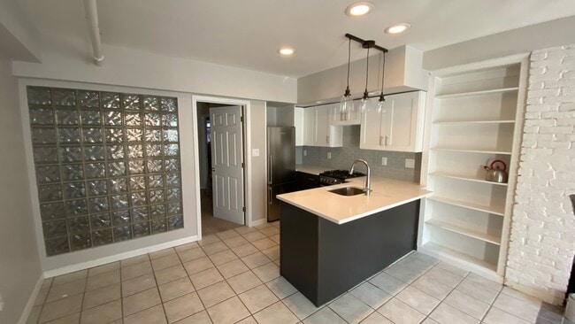 Foto del edificio - 124 6th St SE