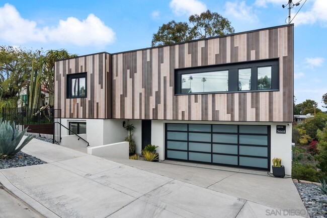 Building Photo - 3668 Alexia Pl