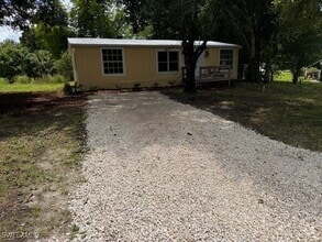 Building Photo - 235 Favor Ave