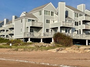 Building Photo - 1 Mansfield Grove Rd