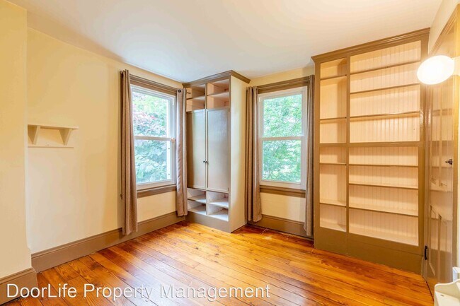 Building Photo - 3 br, 2 bath House - 118 Lacey Street