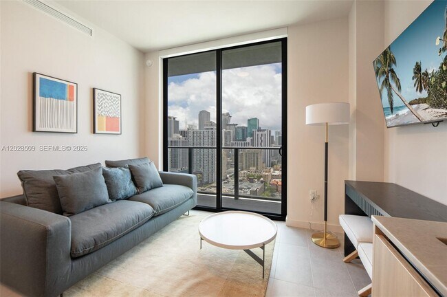 Foto del edificio - 121 NE 5th St