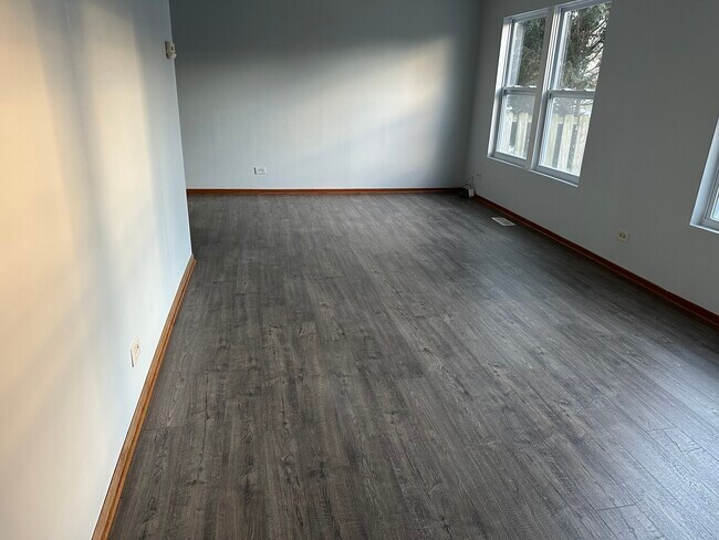 Building Photo - 1120 Southbridge Ln