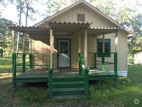 Building Photo - 13768 US-90
