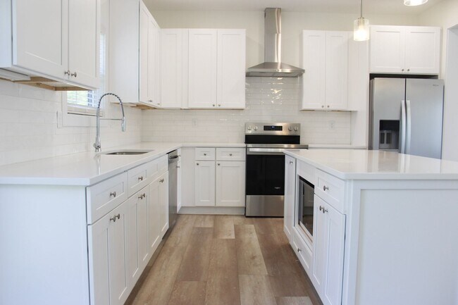 Building Photo - Brand New 3 Bedroom Home with Maintenance Free Living