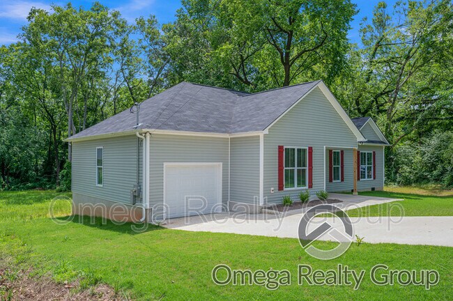 Building Photo - 1210 Hueytown Rd