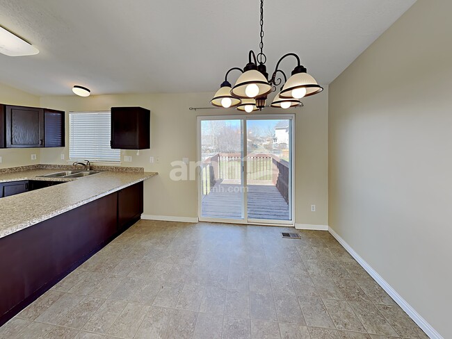Building Photo - 2384 W 2200 S