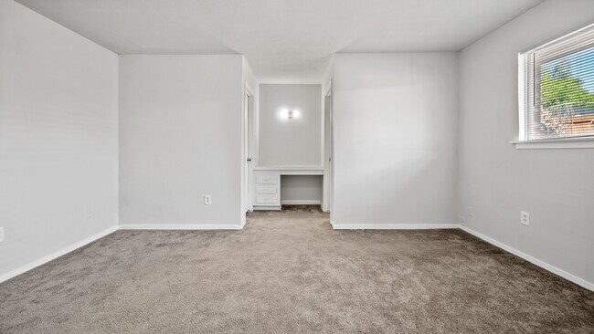 Foto del edificio - 406 Pamela Dr