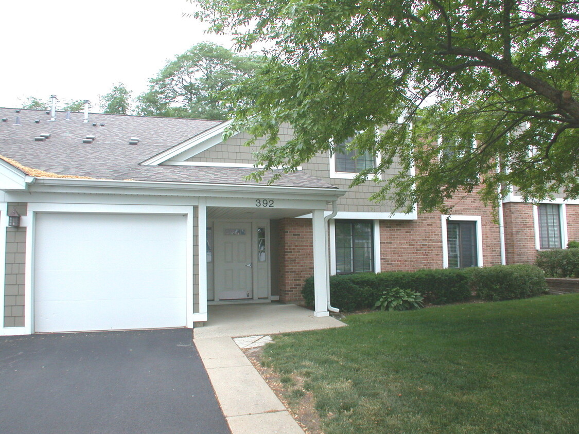 Foto principal - 392 Thornhill Ct