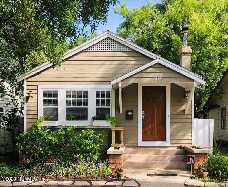 Foto principal - 2122 Dellwood Ave